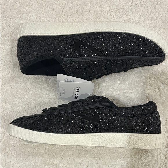 NWOB Tretorn Sparkling Black Sneakers - Picture 6 of 12